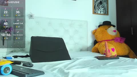 sharon_smiith_ online show from 01/26/25, 03:48