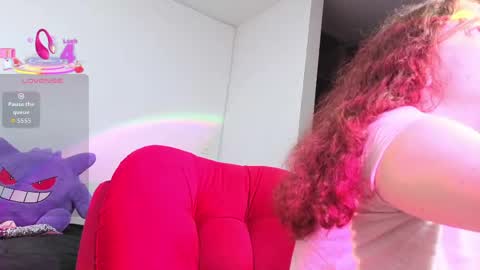 Snapshot of sharonblack_ chatting on 03/25/26, 08:53 kitsune online show from 03/25/26, 08:53
