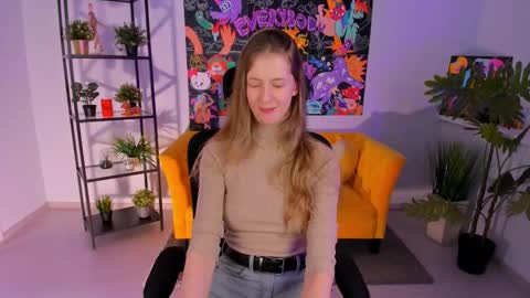 Sharon online show from 02/18/25, 02:59