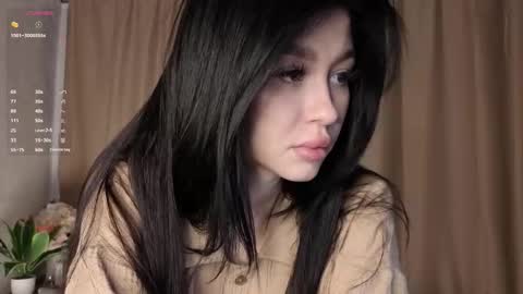 Lily online show from 10/19/25, 06:19