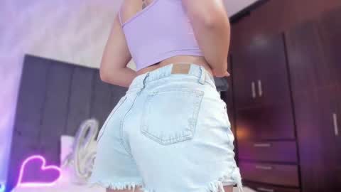 Sharon online show from 02/11/25, 04:01