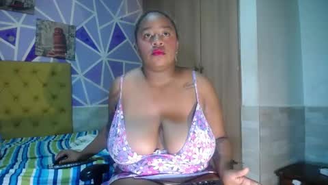 sharonx_morex online show from 04/12/26, 08:25