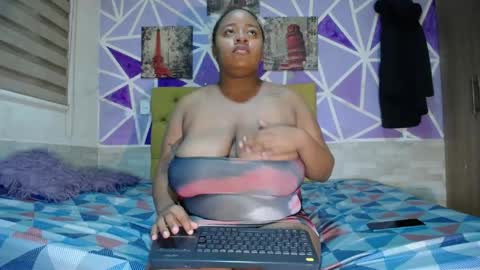 sharonx_morex online show from 05/17/26, 06:11