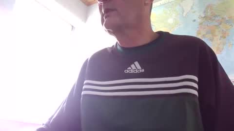 Peter online show from 09/15/25, 10:37