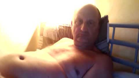 Snapshot of sharpshoder chatting on 06/02/26, 09:28 Peter online show from 06/02/26, 09:28