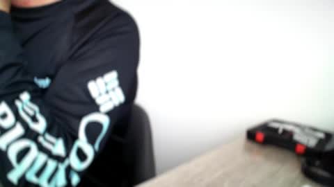 Snapshot of shaved4good chatting on 01/02/25, 08:35 shaved4good online show from 01/02/25, 08:35