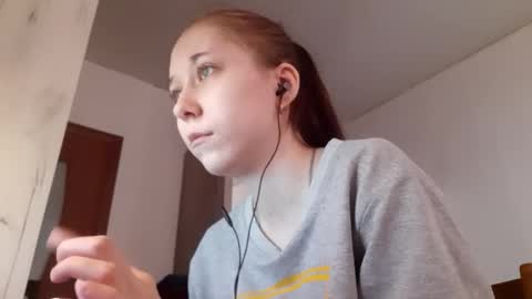 Annette online show from 02/19/26, 07:59