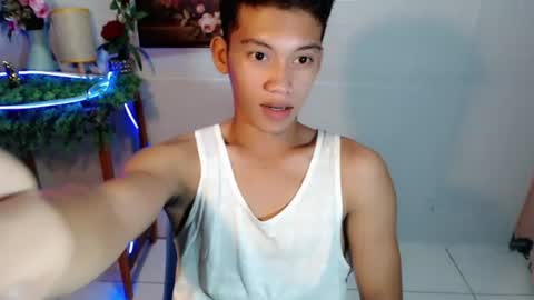 Snapshot of shawn_cole chatting on 06/29/26, 12:49 shawn_cole online show from 06/29/26, 12:49