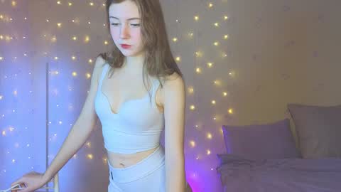 Sonya online show from 12/12/24, 03:37