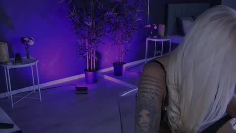 shayblonde online show from 01/30/25, 11:55