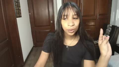 Snapshot of shaymilleer chatting on 06/06/26, 11:37 Shay Miller online show from 06/06/26, 11:37