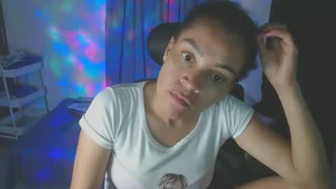 Shayna online show from 02/03/25, 01:09