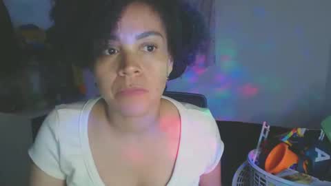 Shayna online show from 09/30/25, 02:16