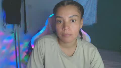Snapshot of shayna_cute chatting on 07/15/26, 11:21 Shayna online show from 07/15/26, 11:21