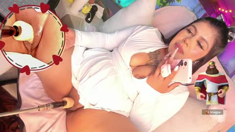 INDEPENDENT MODEL  ITS JUST YOU  ME online show from 01/24/25, 05:11