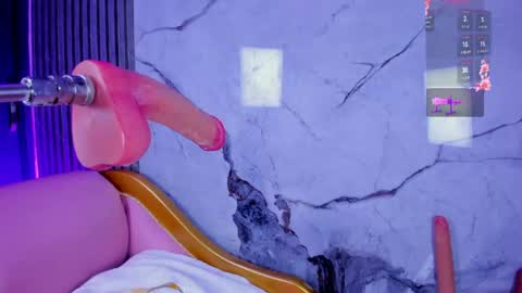 shayra_boobs2 online show from 04/24/26, 10:39