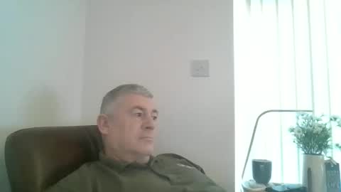 Snapshot of she52 chatting on 12/23/24, 08:22 she52 online show from 12/23/24, 08:22