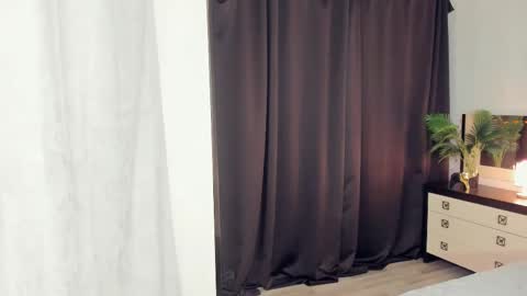 Violet online show from 12/21/24, 02:04