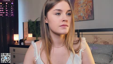 Violet online show from 01/22/25, 10:18