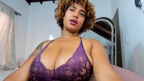 Snapshot of sheilamakano70 chatting on 05/27/26, 10:07 Sheila Makano online show from 05/27/26, 10:07