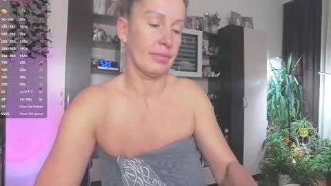 Sheila GMT 2 Tuesday Wednesday Friday Saturday Sunday- 8  5  online show from 01/18/26, 04:49