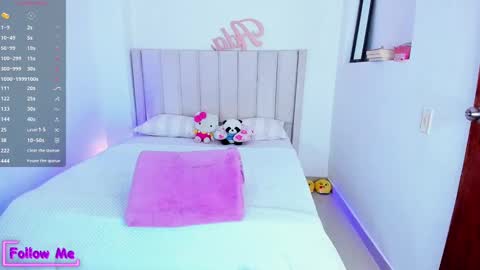 Danna   online show from 03/04/25, 02:49