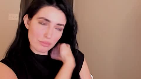 sheisallthat online show from 12/20/25, 02:51