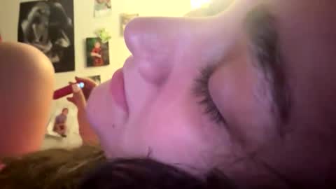 Snapshot of shelbsss17 chatting on 03/20/26, 12:54 shelbsss17 online show from 03/20/26, 12:54