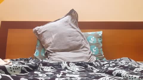 bluehorn online show from 02/10/25, 11:45