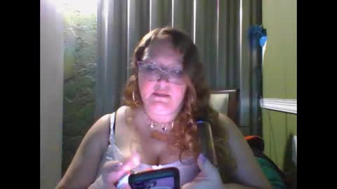 Snapshot of shelbyannn chatting on 11/20/25, 11:15 Red online show from 11/20/25, 11:15