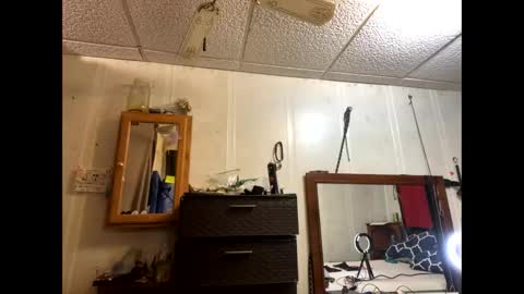 Shelby holes online show from 12/28/24, 08:26