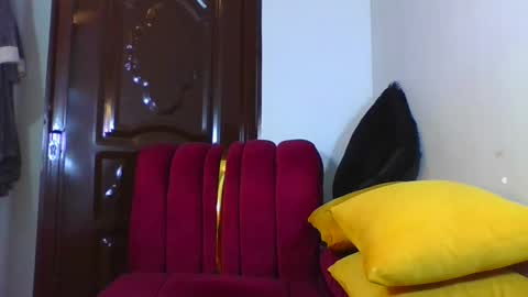 shelia420715 online show from 04/13/26, 06:35