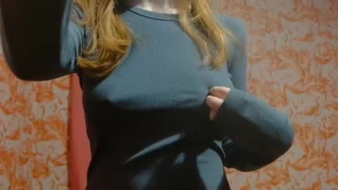 Erika online show from 12/20/24, 10:54