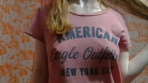 Erika online show from 01/17/25, 03:45