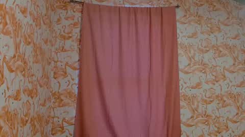 Erika online show from 09/26/25, 10:36