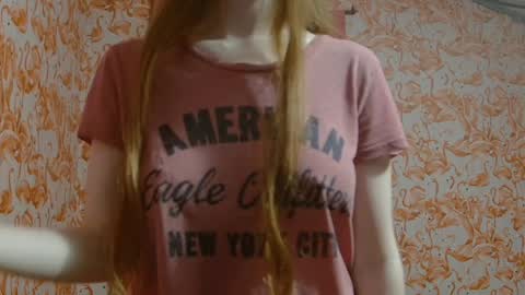 Erika online show from 04/03/26, 02:42