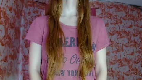 Snapshot of shelikessoymilk chatting on 07/21/26, 07:49 Erika online show from 07/21/26, 07:49