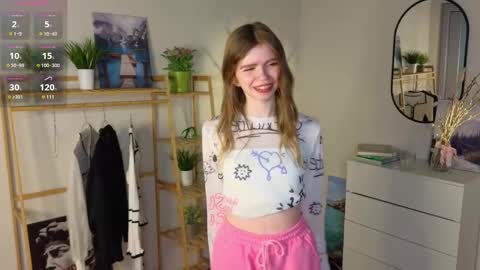 Sofia online show from 03/07/25, 03:51