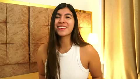 Snapshot of shelleymorell chatting on 05/12/26, 12:46 Transmission schedule Monday - Friday 715 am to 200 pm time Colombia online show from 05/12/26, 12:46