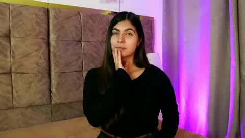 Snapshot of shelleymorell chatting on 05/15/26, 12:34 Transmission schedule Monday - Friday 715 am to 200 pm time Colombia online show from 05/15/26, 12:34