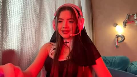 Ava online show from 10/04/25, 03:15