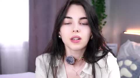 Mira online show from 06/15/26, 07:21