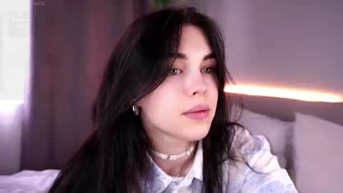 Mira online show from 06/18/26, 07:08