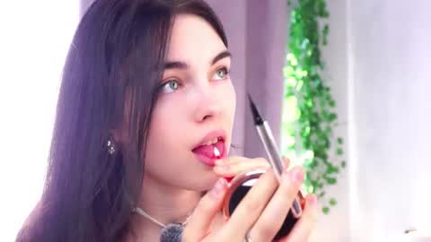 Mira online show from 06/19/26, 07:23