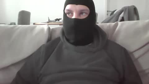 Snapshot of sheriff_luckyluke chatting on 10/03/25, 12:13 sheriff_luckyluke online show from 10/03/25, 12:13