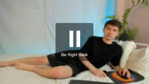 Max online show from 04/03/26, 07:23