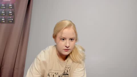 Snapshot of sherlystero chatting on 12/11/24, 03:47 sher online show from 12/11/24, 03:47