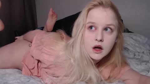 Snapshot of sherlystero chatting on 02/23/25, 07:44 sher online show from 02/23/25, 07:44