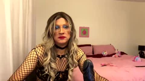 sherrisqs00 online show from 03/19/26, 01:09