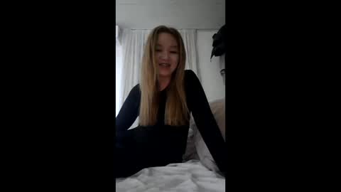 SherrylShaw online show from 12/19/25, 09:33